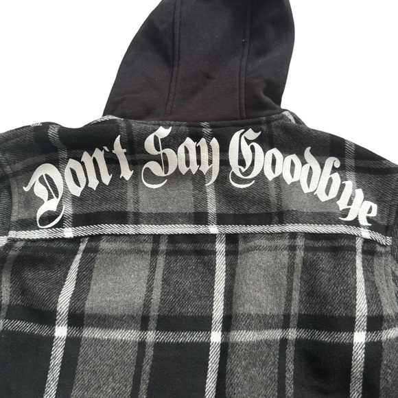 Pull&Bear 'Don't Say Goodbye' Hooded Flannel Jacket - Black/Gray Plaid - Size M - Picture 2 of 9